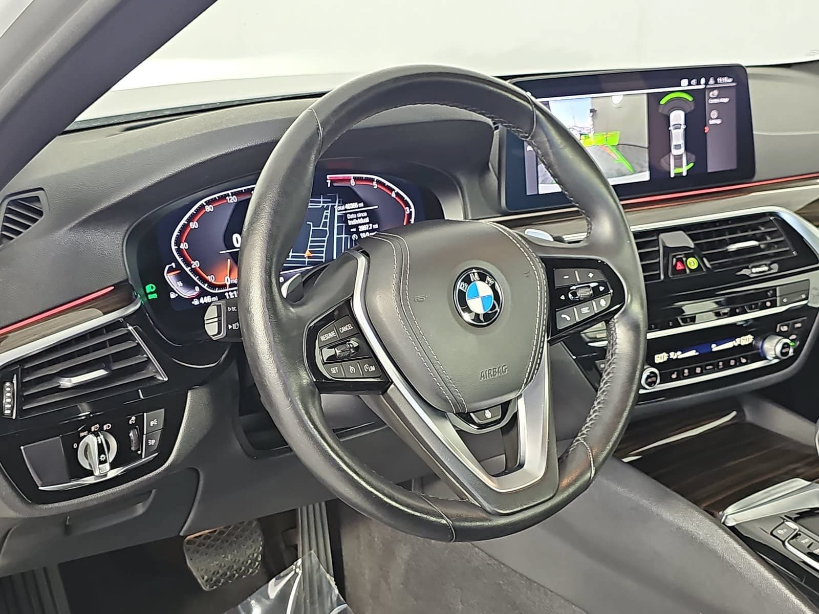 Used 2021 BMW 530i w/ Premium Package RWD image 16