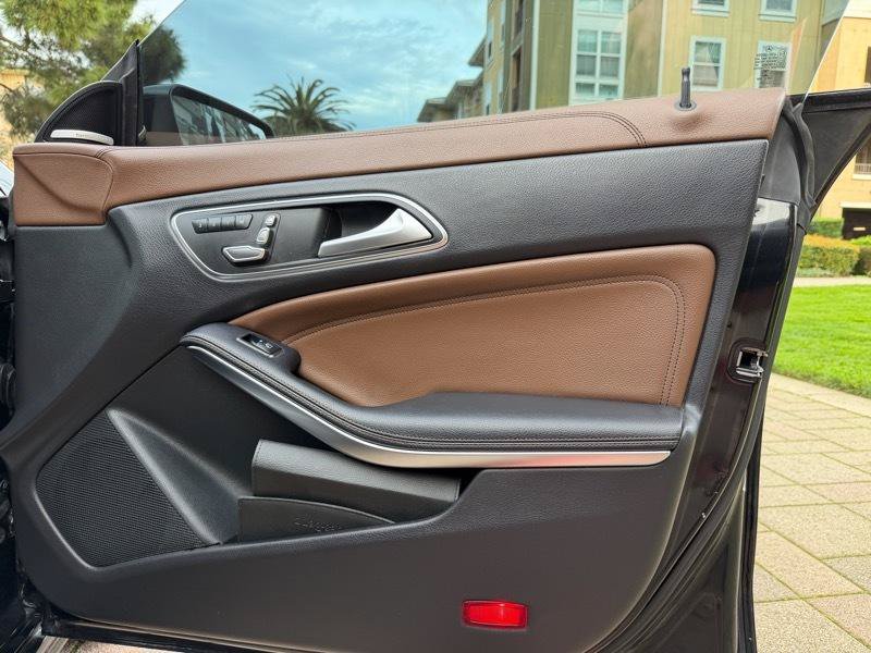 Used 2018 Mercedes-Benz CLA 250 image 48