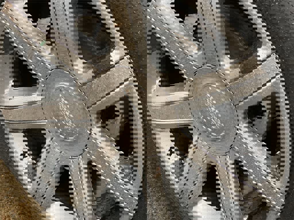 Used 2015 Cadillac Escalade Luxury image 29