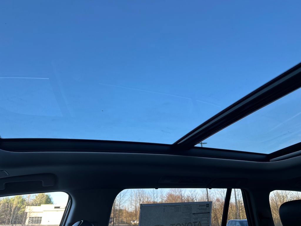 New 2026 Toyota Grand Highlander XLE image 15