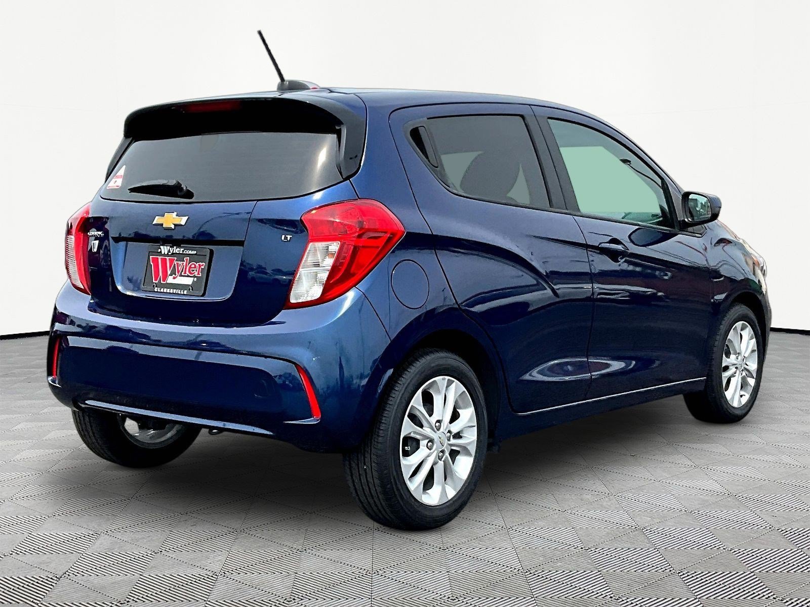 Used 2022 Chevrolet Spark LT FWD image 6