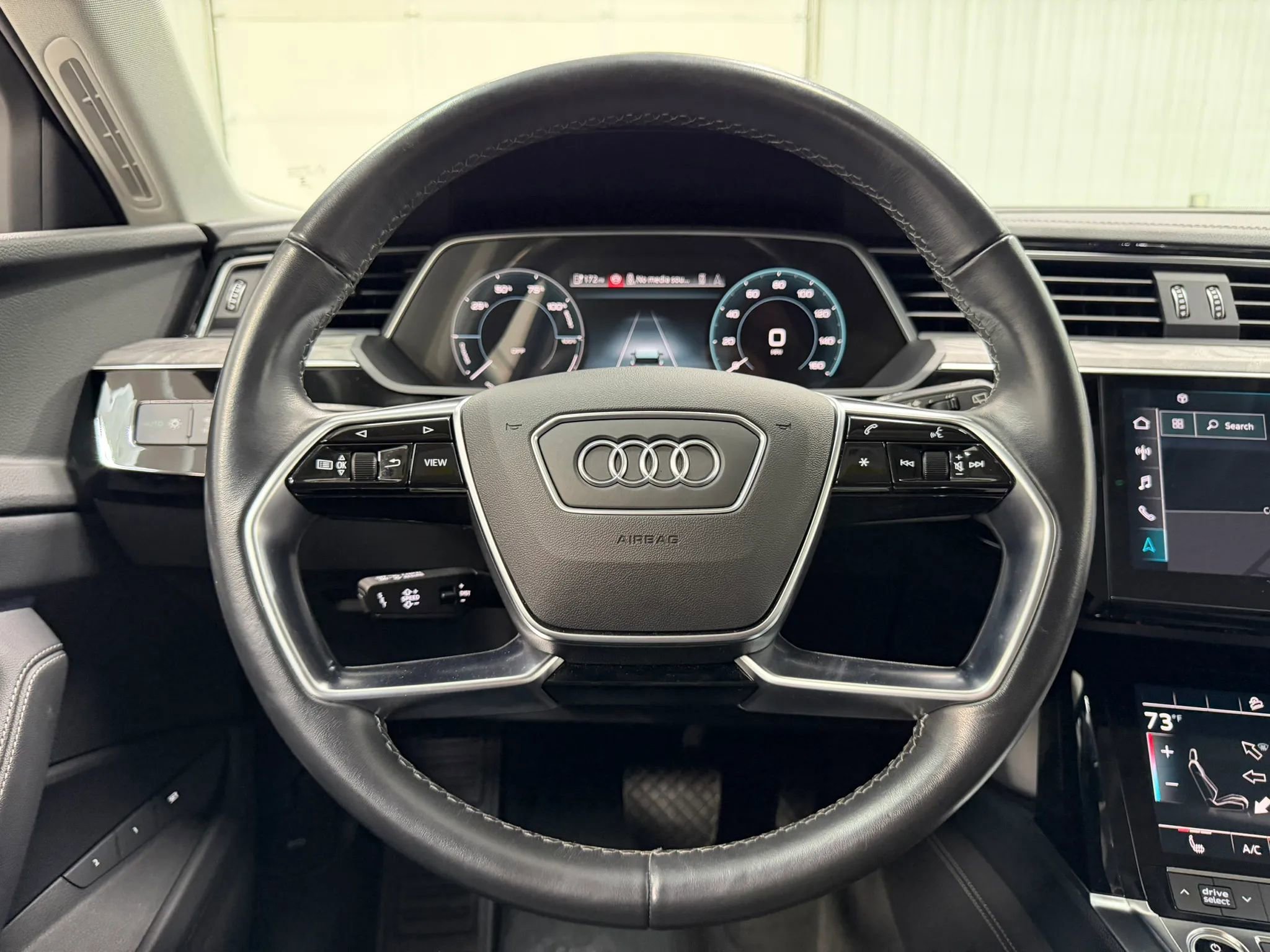 Used 2024 Audi Q8 e-tron Premium image 21