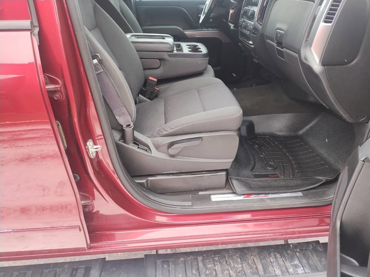 Used 2016 Chevrolet Silverado 1500 LT w/ All Star Edition image 24