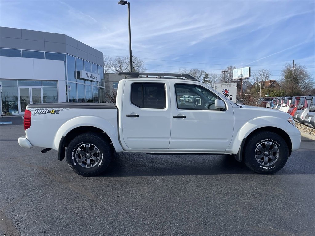 Used 2020 Nissan Frontier PRO-4X image 4