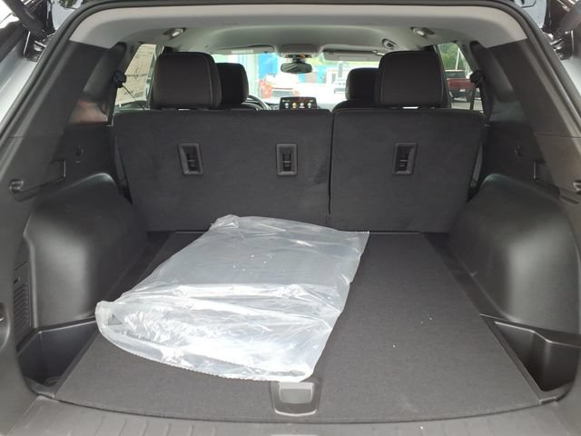 New 2026 Chevrolet Blazer LT w/ Convenience Package FWD image 13