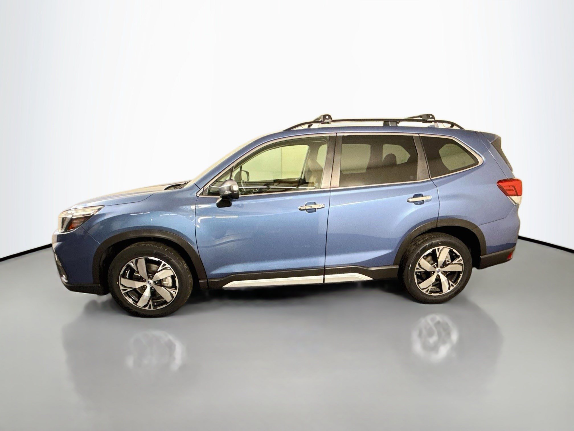 Used 2019 Subaru Forester Touring AWD/4WD image 6
