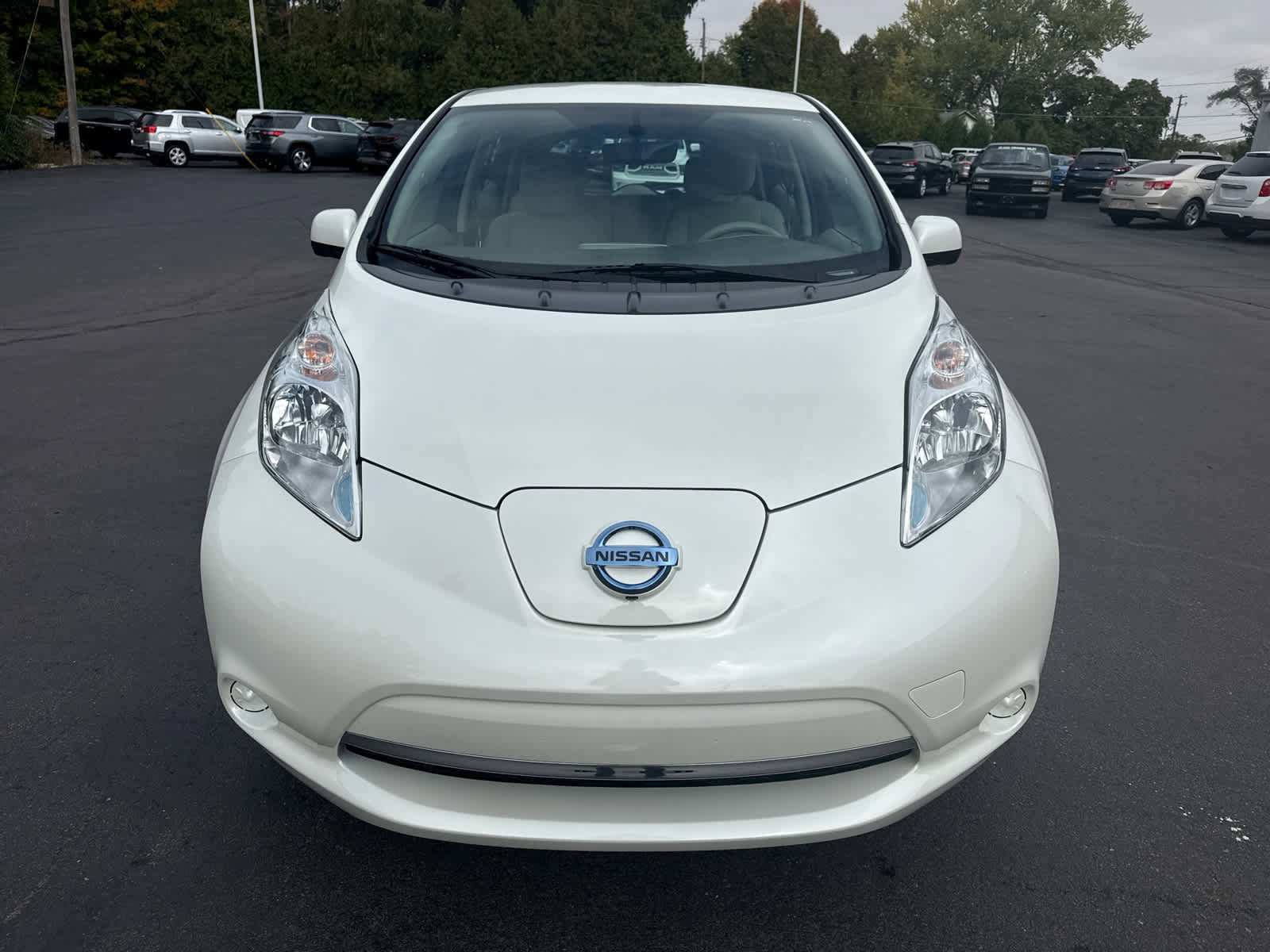 Used 2017 Nissan Leaf SV w/ Premium Package image 8
