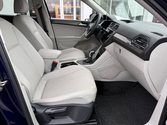 Certified 2023 Volkswagen Tiguan SE image 22