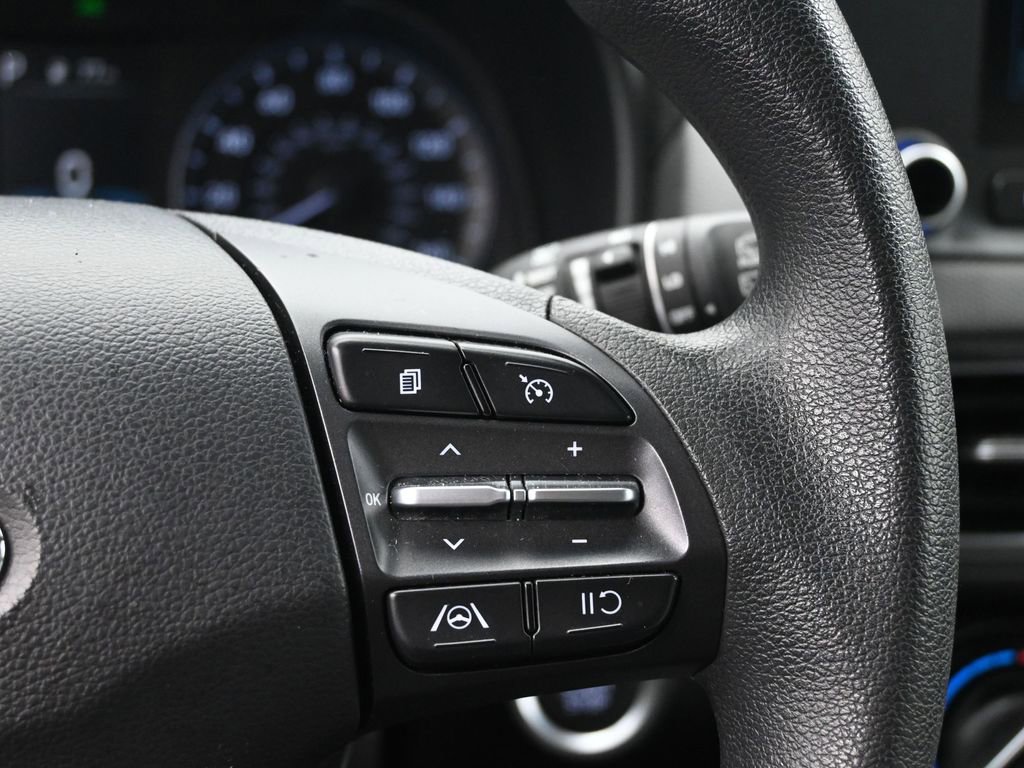 Used 2023 Hyundai Kona SEL image 13