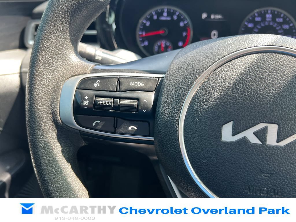 Used 2022 Kia K5 LX FWD image 12