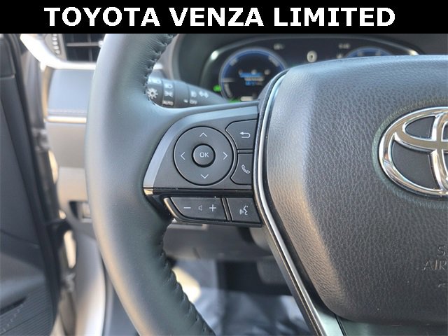 Used 2024 Toyota Venza Limited image 27
