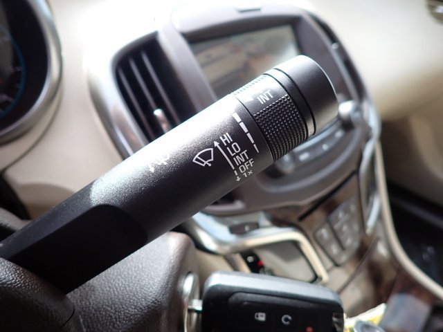 Used 2015 Buick LaCrosse FWD image 19