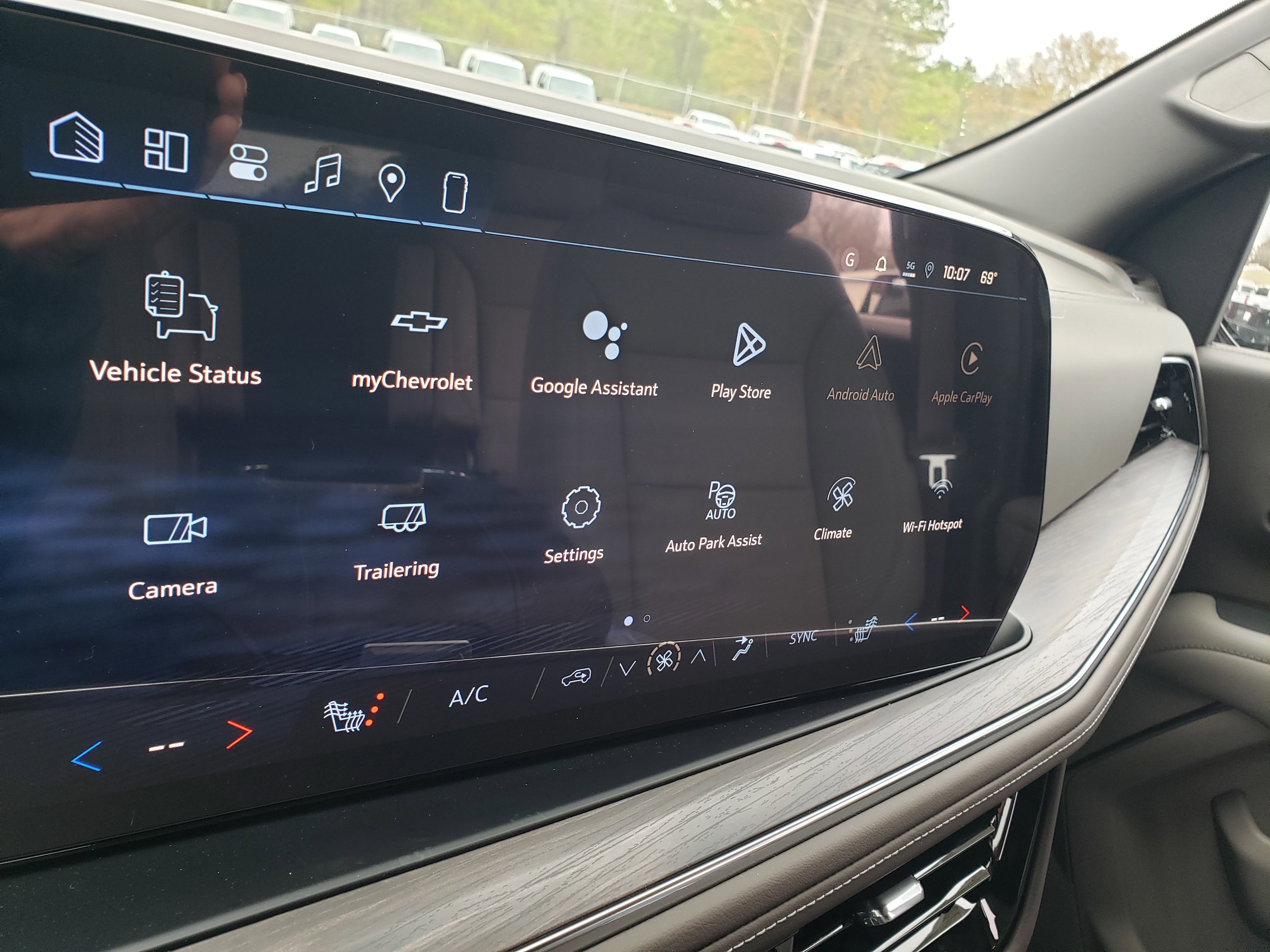 New 2026 Chevrolet Tahoe LT w/ Comfort Package image 24