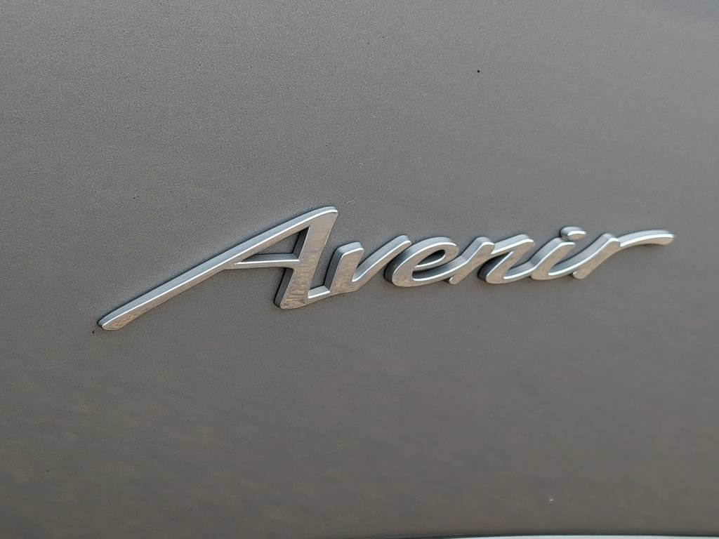 Used 2023 Buick Envision Avenir AWD/4WD image 42