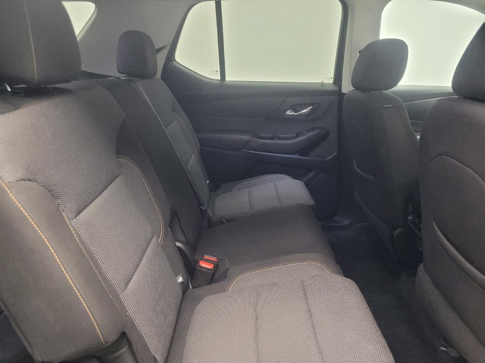 Used 2021 Chevrolet Traverse LT w/ LPO, Blackout Package image 19