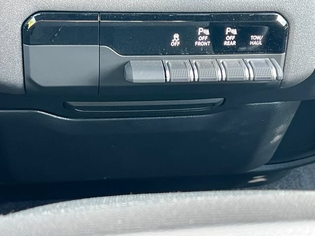 Used 2025 RAM 1500 Tradesman w/ Night Edition AWD/4WD image 27