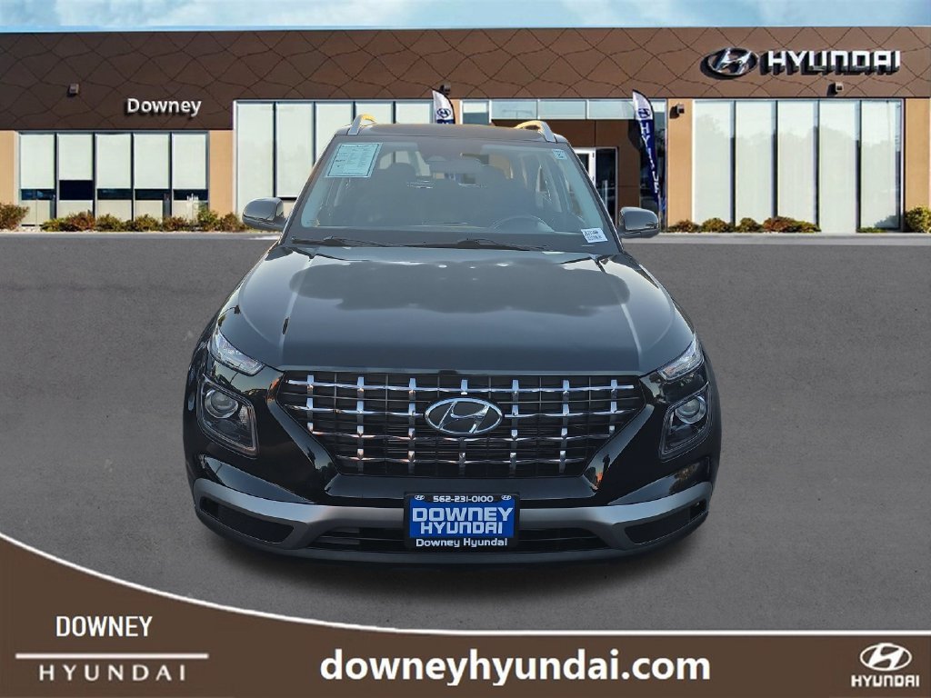Used 2025 Hyundai Venue SEL FWD image 8