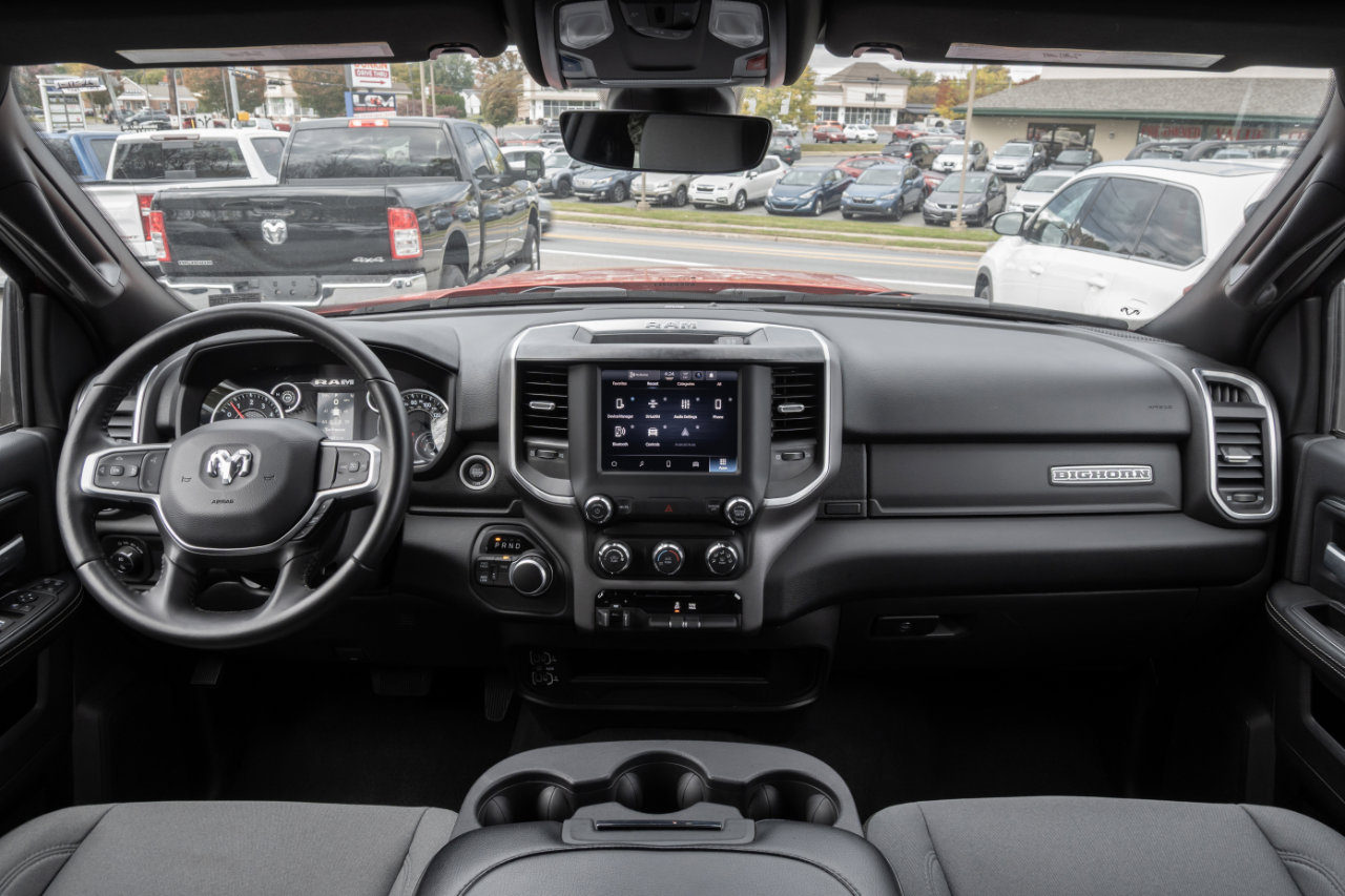 Used 2024 RAM 2500 Big Horn w/ Bed Utility Group image 28