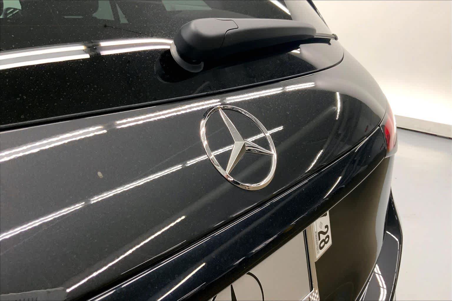 New 2026 Mercedes-Benz GLC 300 image 16