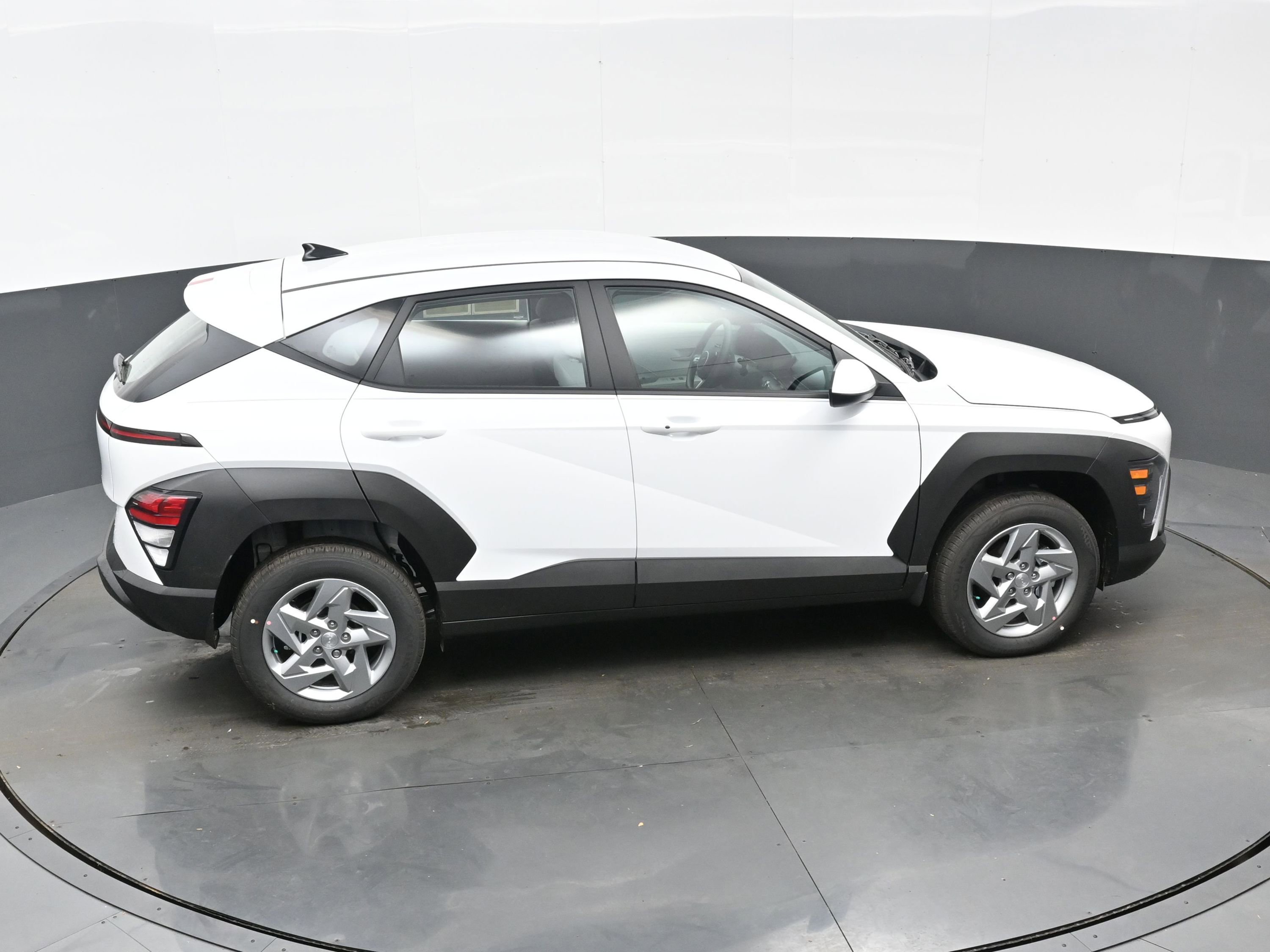 Certified 2026 Hyundai Kona SE image 42
