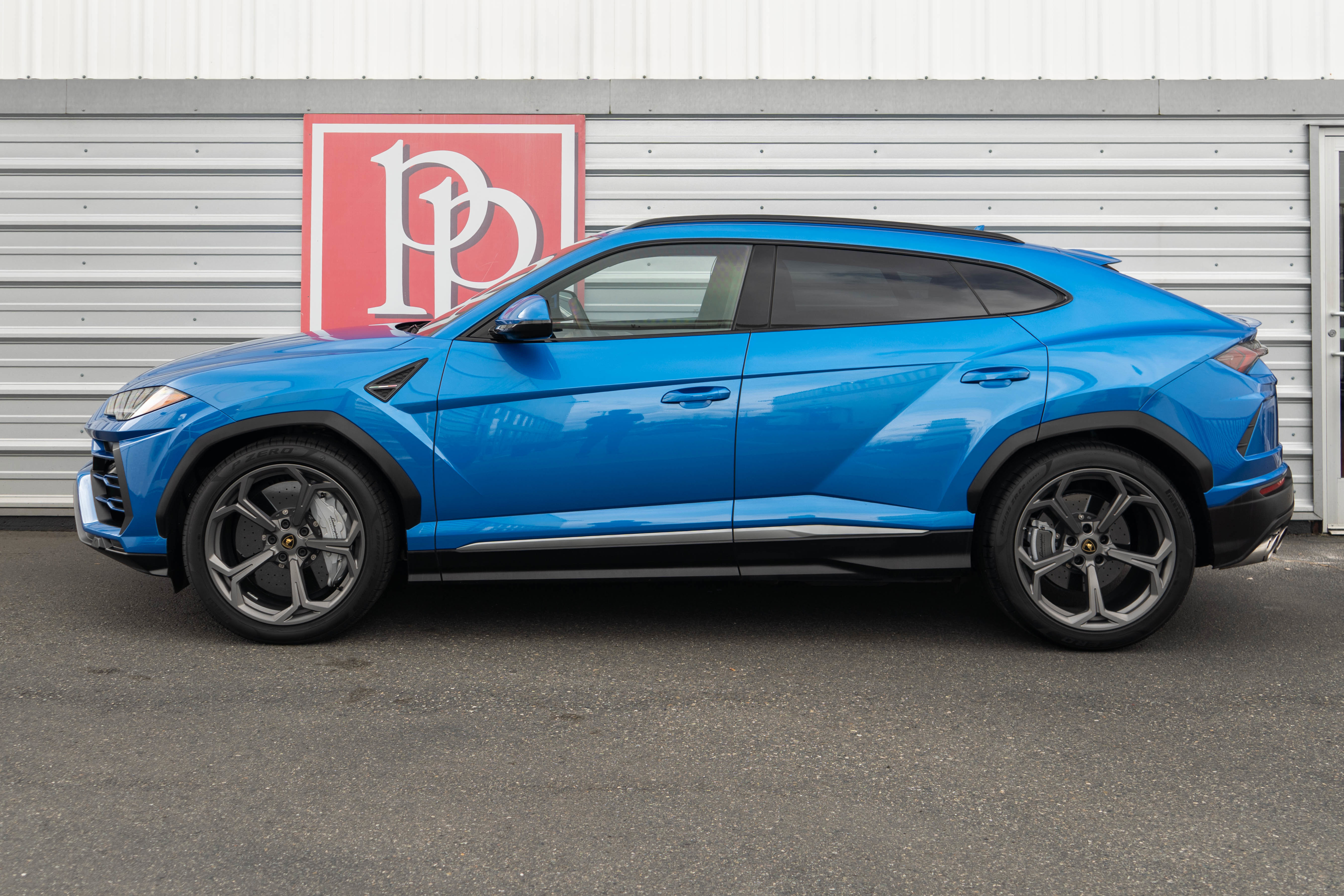 Used 2021 Lamborghini Urus image 39