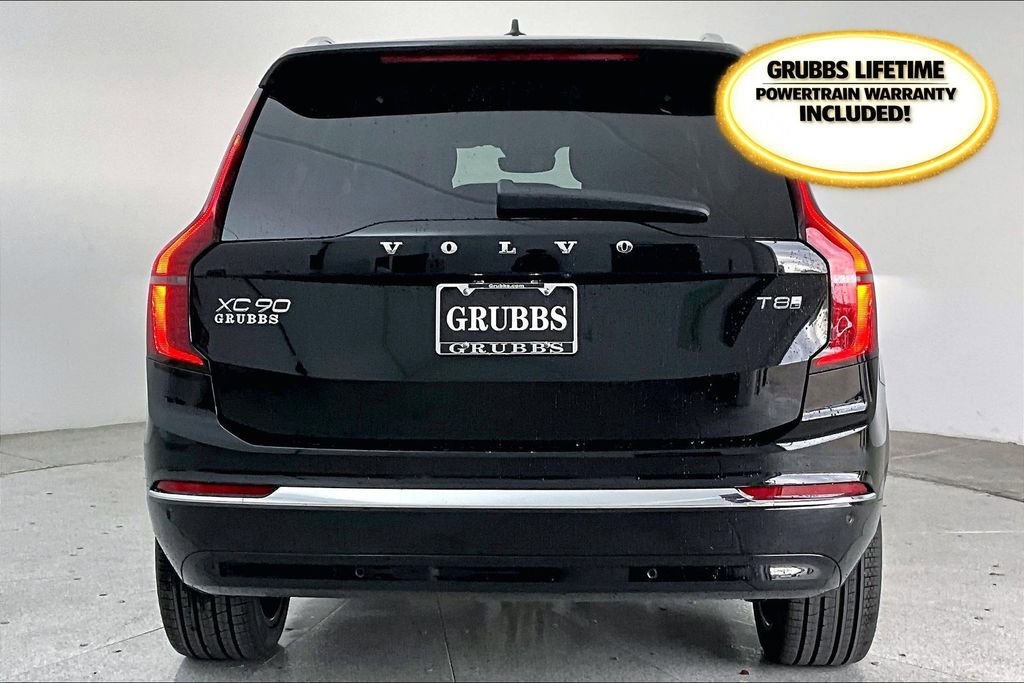 New 2026 Volvo XC90 T8 Core image 7