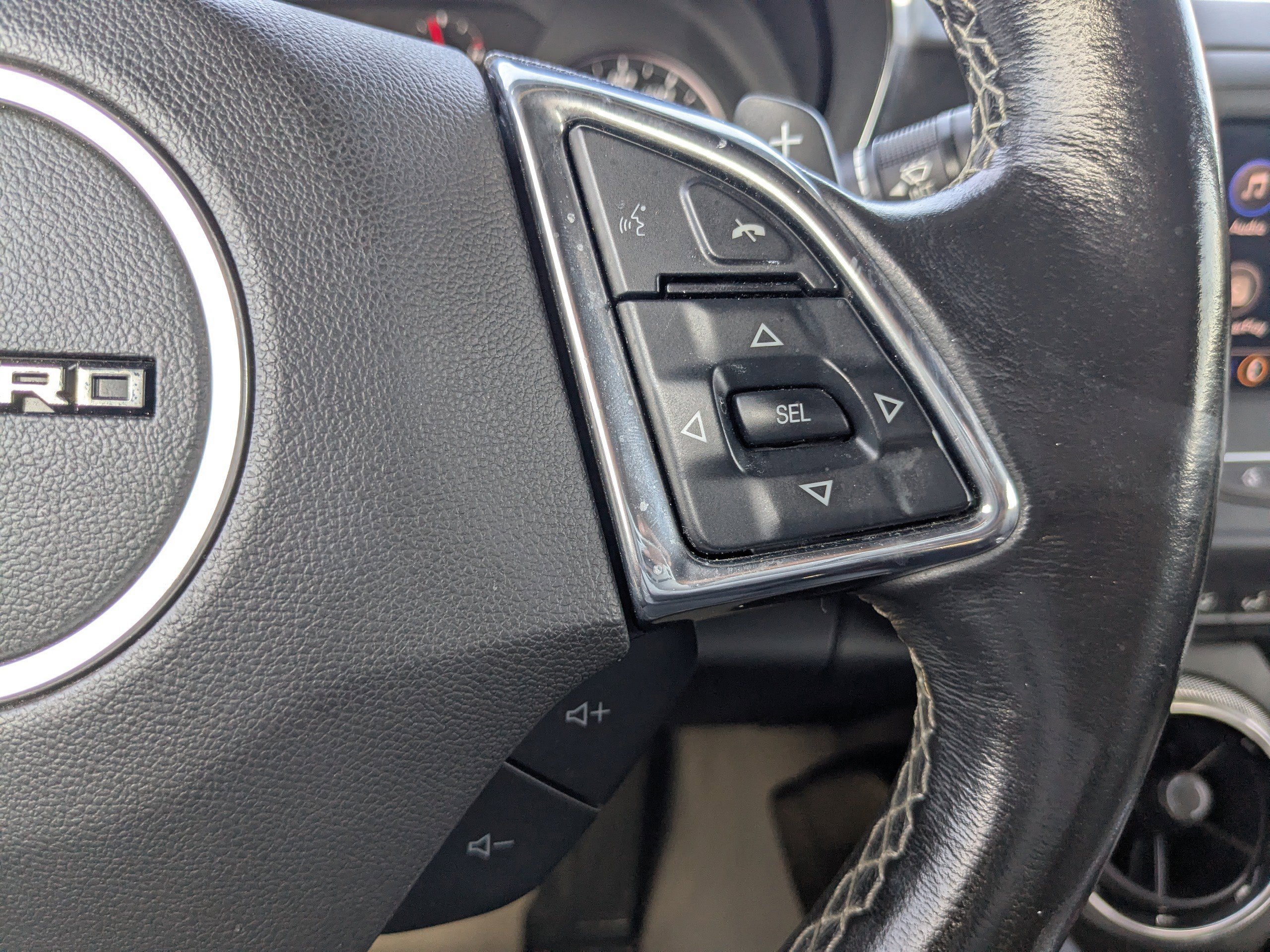 Used 2023 Chevrolet Camaro LT image 28