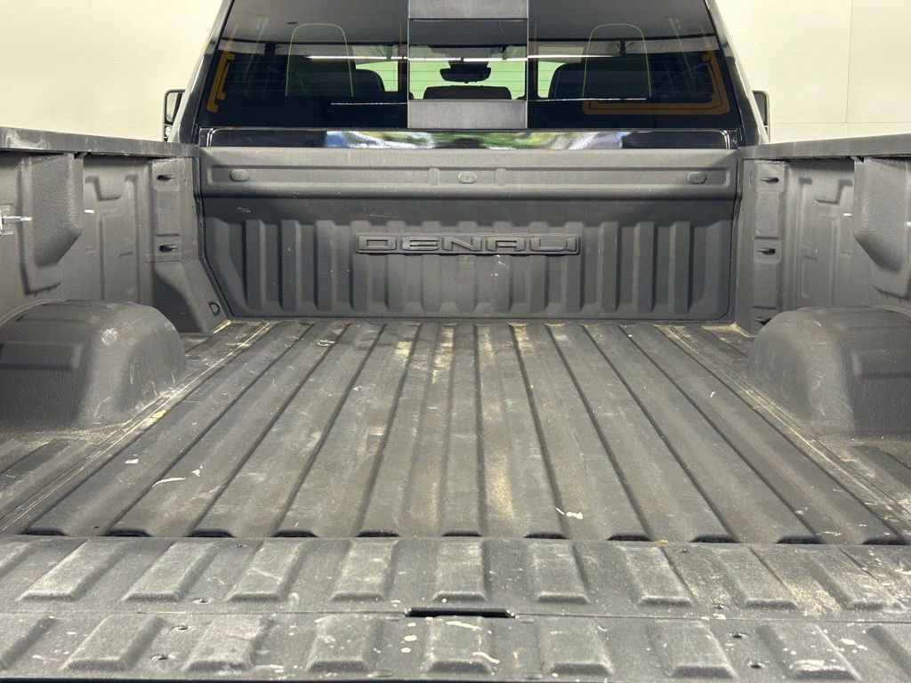Used 2024 GMC Sierra 3500 Denali Ultimate AWD/4WD image 15
