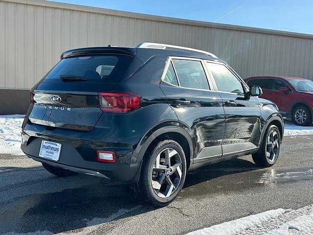 New 2026 Hyundai Venue SEL image 4