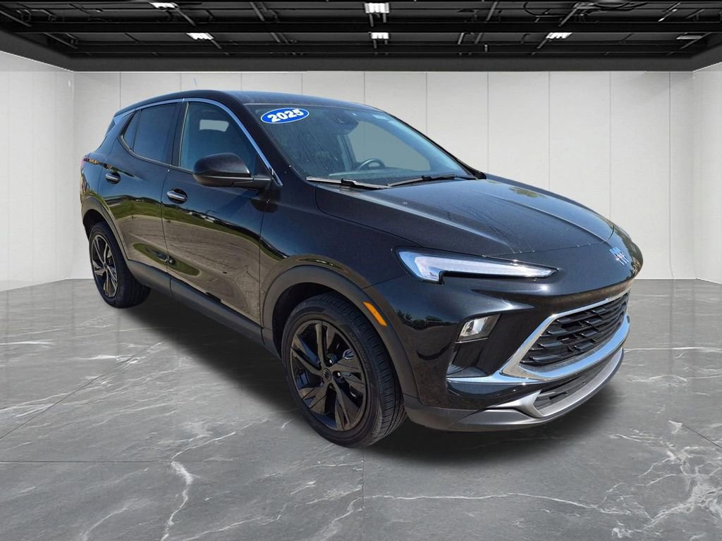 Used 2025 Buick Encore GX Preferred FWD image 12