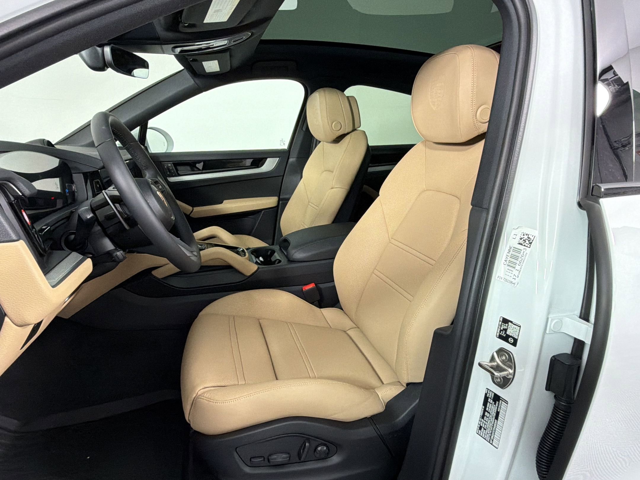 New 2026 Porsche Cayenne S AWD/4WD image 5