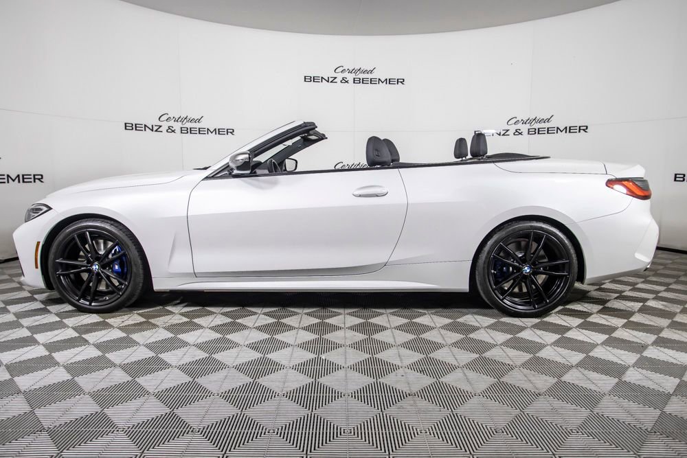 Used 2023 BMW M440i Convertible w/ Premium Package image 9