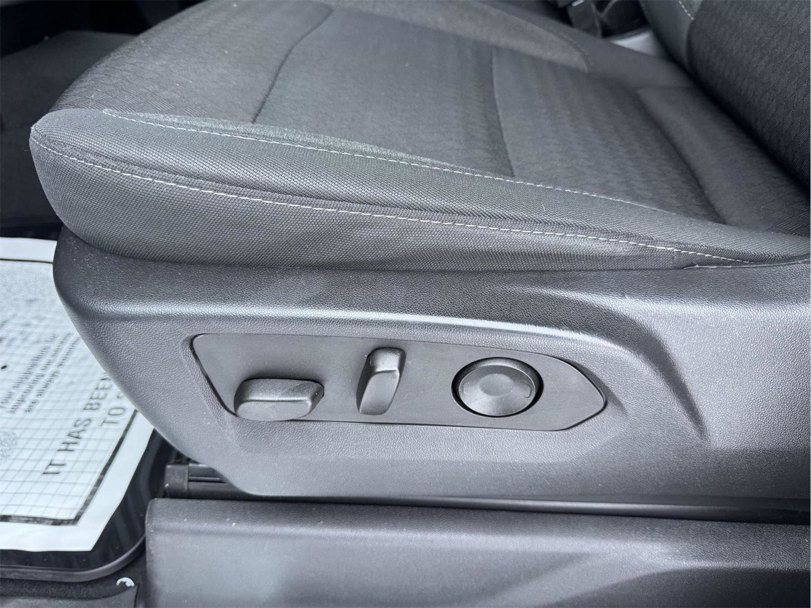 Used 2023 Chevrolet Silverado 1500 RST w/ Z71 Off-Road Package image 17