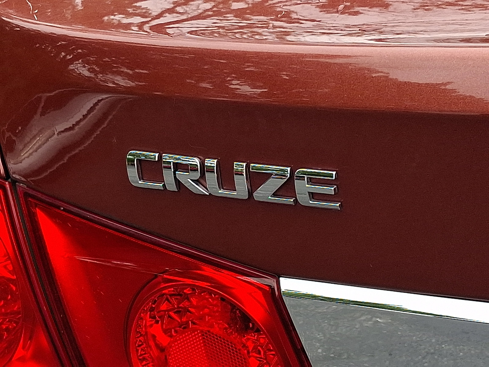 Certified 2012 Chevrolet Cruze LS w/ Connectivity Package FWD image 30