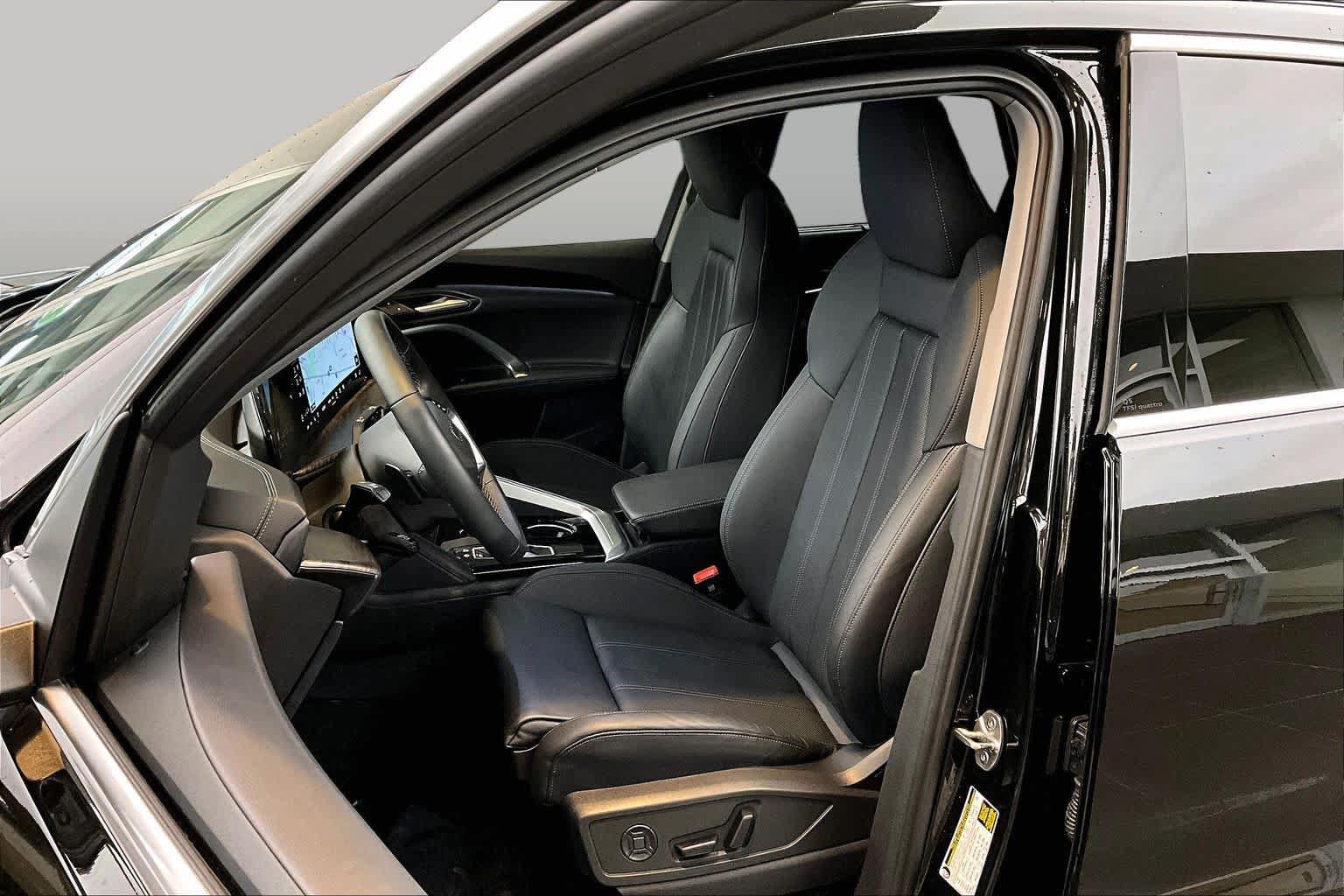 Certified 2025 Audi Q5 Premium Plus AWD/4WD image 8