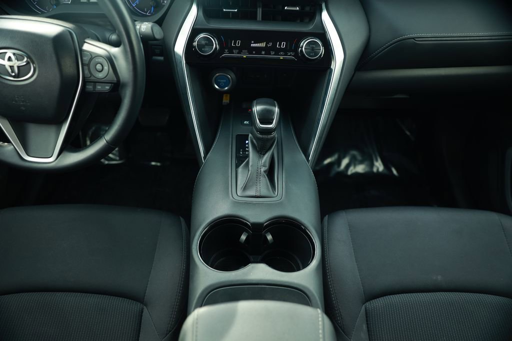 Used 2021 Toyota Venza LE w/ Carpet Mat Package (TMS) image 28