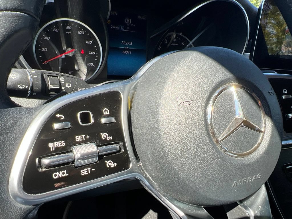 Used 2020 Mercedes-Benz GLC 300 4MATIC image 36
