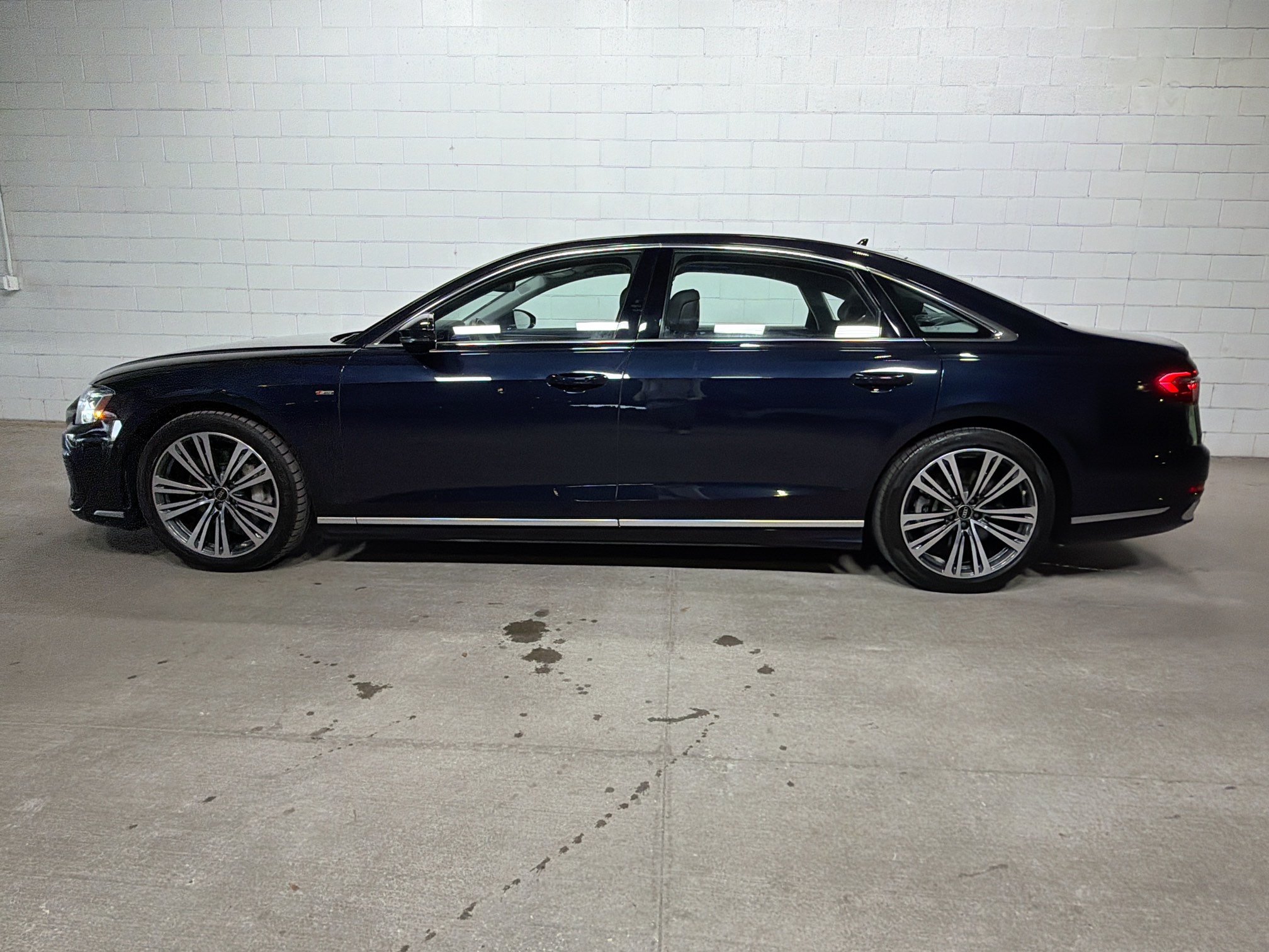Used 2023 Audi A8 L 3.0T w/ Luxury Package AWD/4WD image 2
