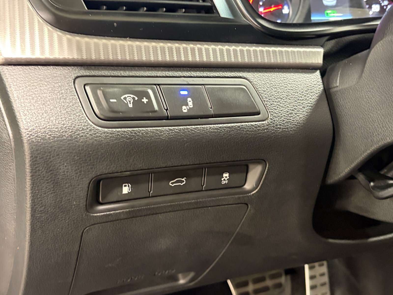 Used 2018 Hyundai Sonata Sport w/ Cargo Package FWD image 17
