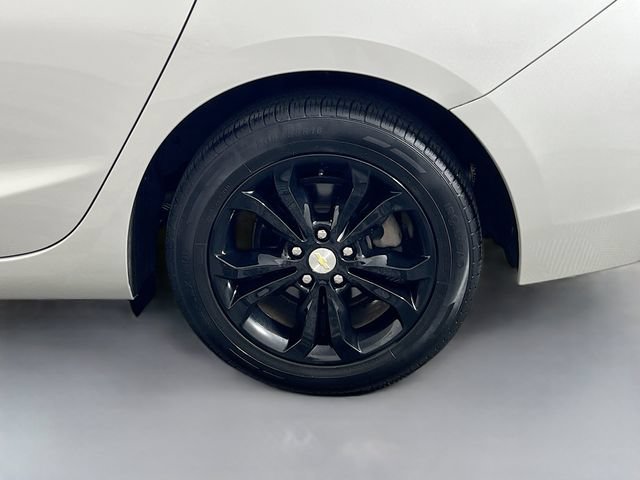 Used 2019 Chevrolet Cruze LS w/ LS Convenience Package FWD image 31