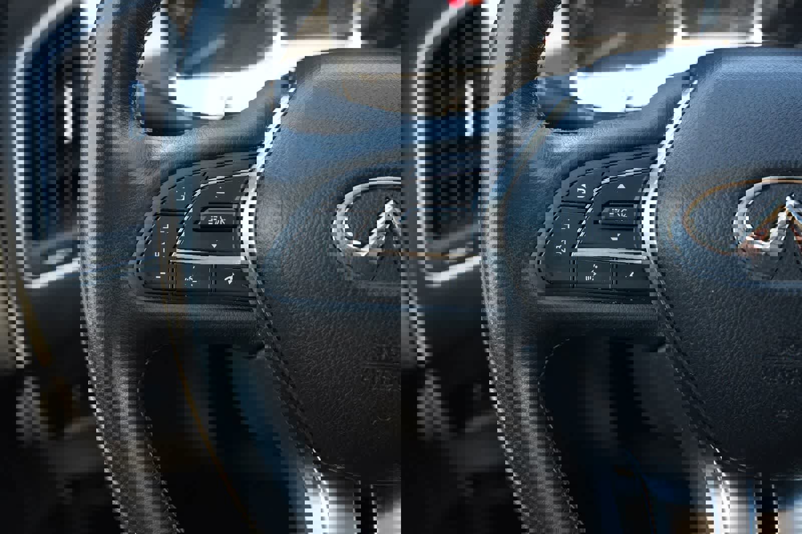 Used 2021 INFINITI Q50 Luxe image 10