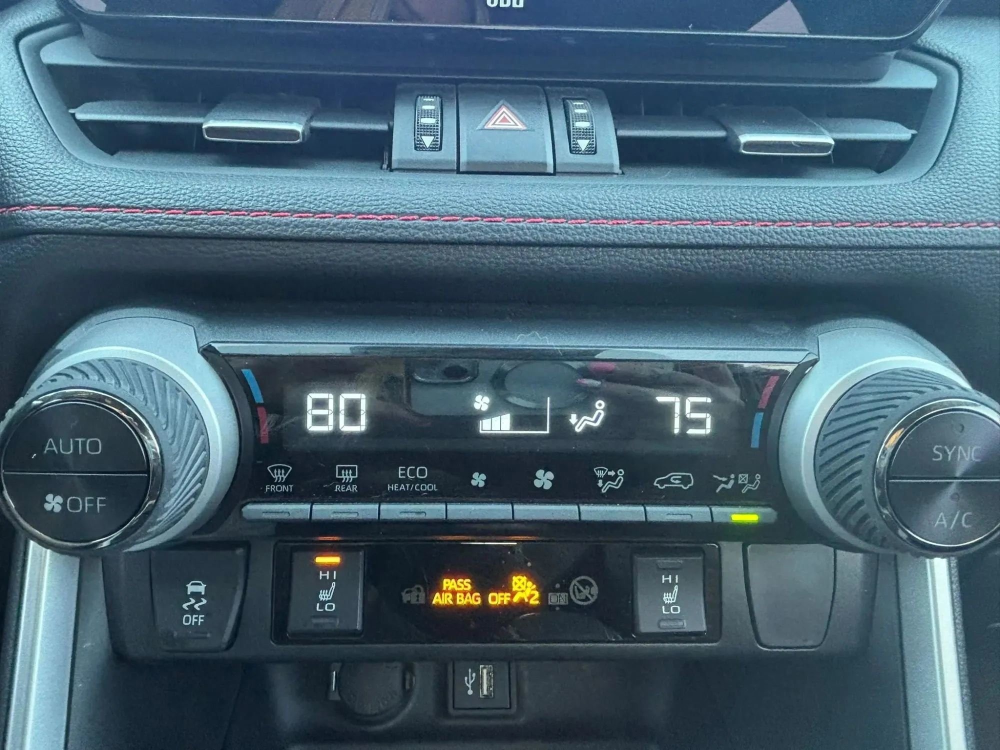 Used 2024 Toyota RAV4 XSE w/ Weather Package image 14