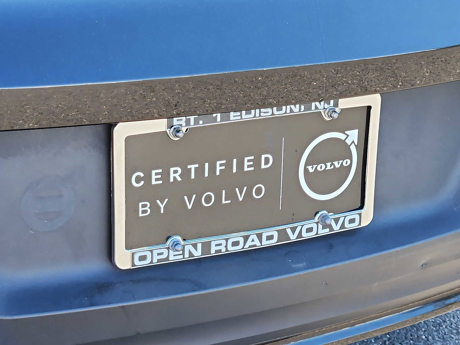 Certified 2023 Volvo XC40 B5 Plus w/ Climate Package AWD/4WD image 30