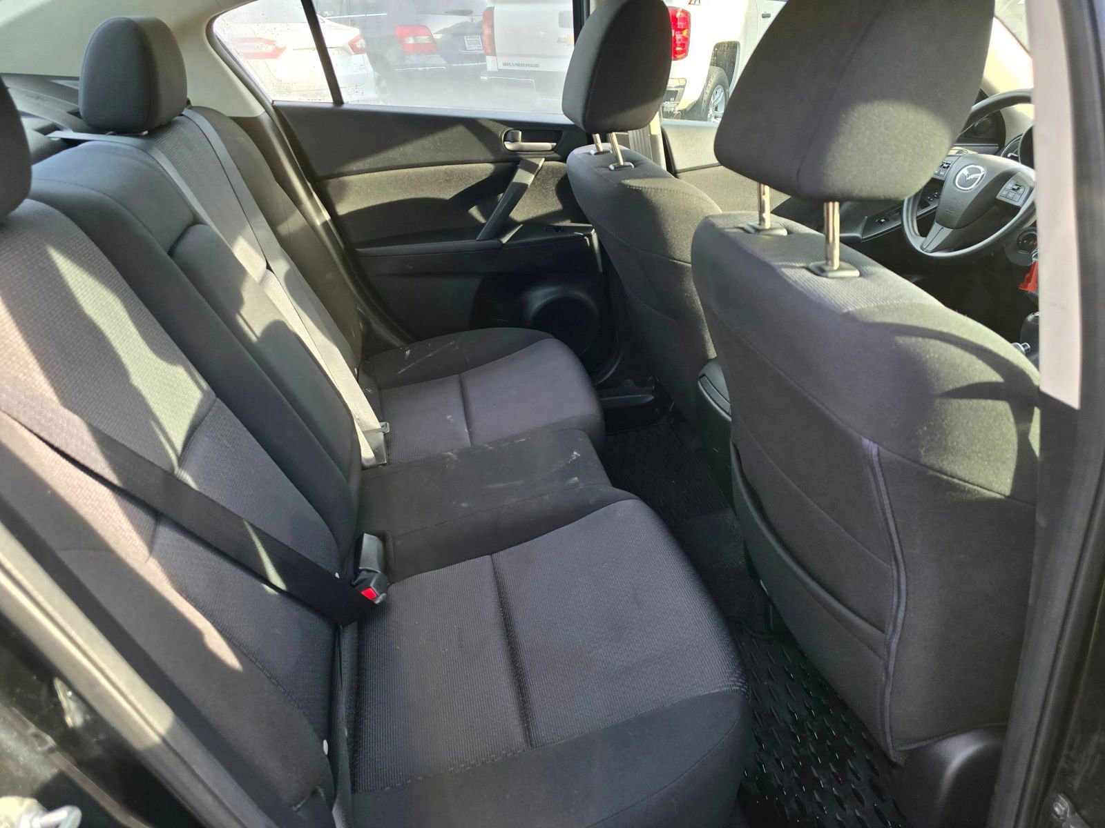 Used 2010 MAZDA MAZDA3 i Touring image 13