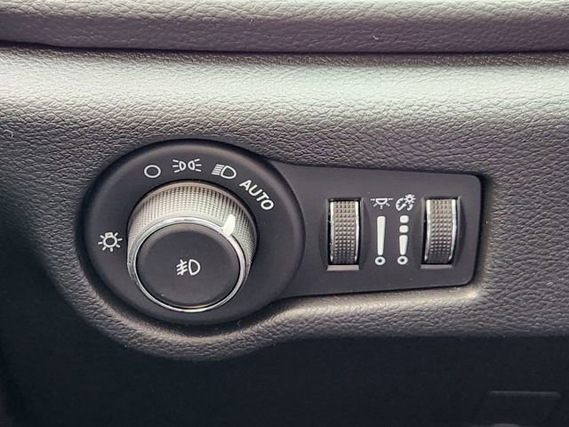 New 2026 Chrysler Pacifica Limited FWD image 17