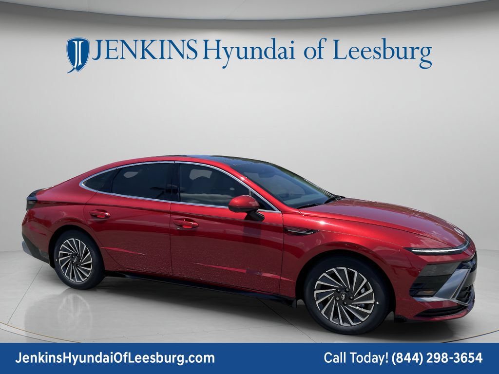 New 2026 Hyundai Sonata Limited FWD image 2