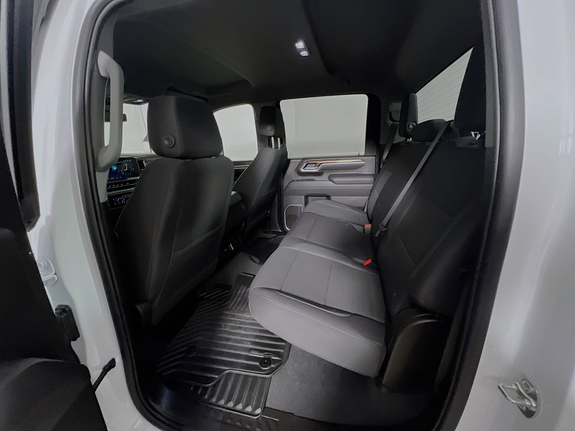 Used 2025 Chevrolet Silverado 2500 LT w/ Convenience Package image 28