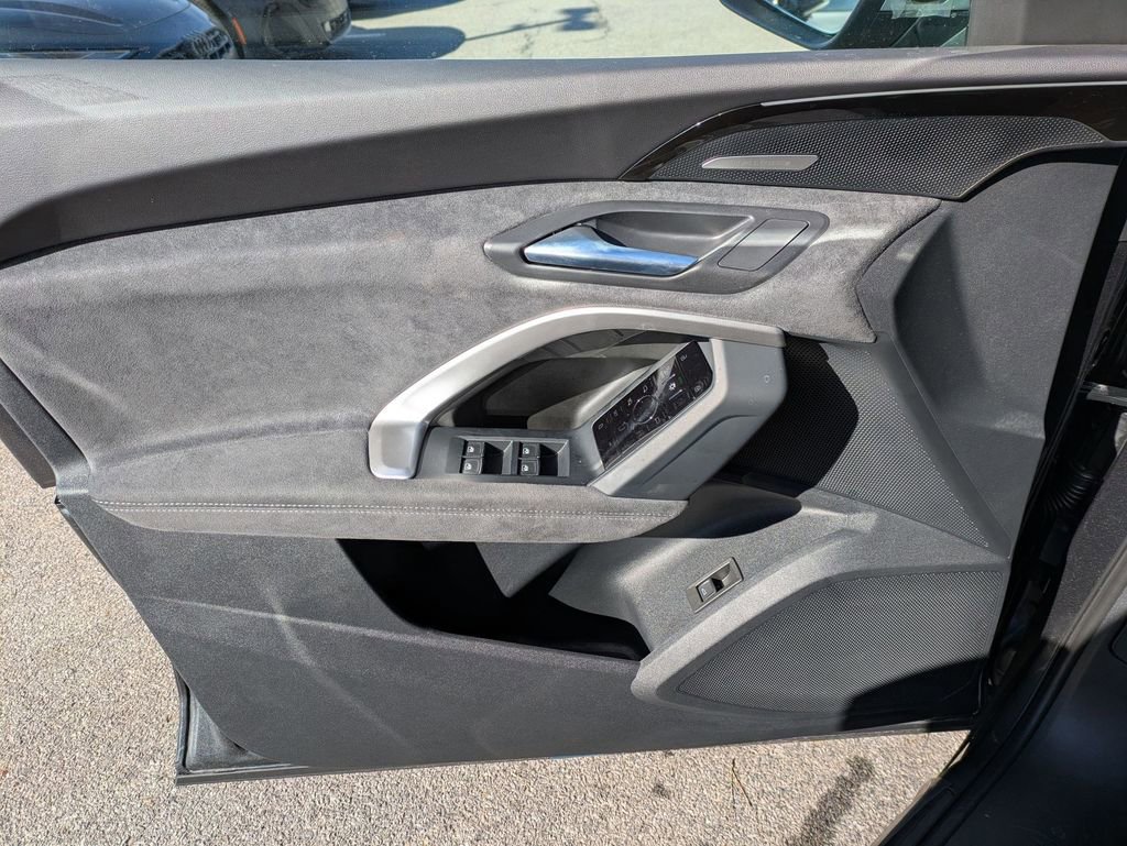 New 2025 Audi SQ5 Premium Plus AWD/4WD image 7