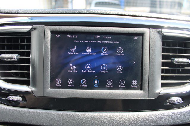Used 2019 Chrysler Pacifica Touring-L FWD image 29