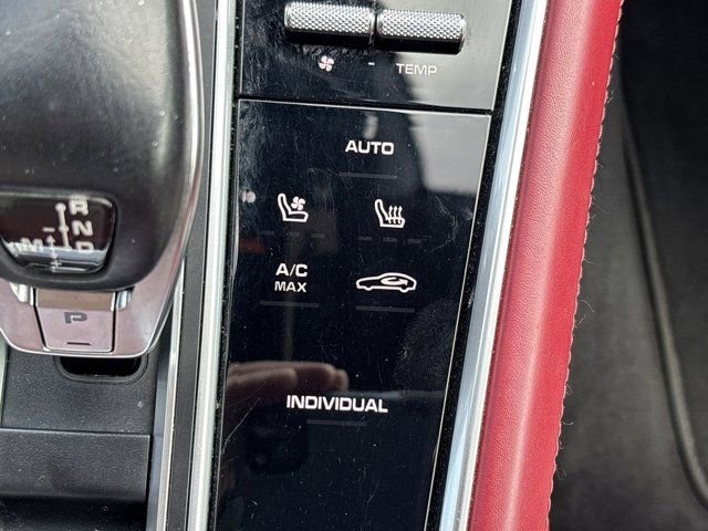 Used 2019 Porsche Panamera 4 AWD/4WD image 40